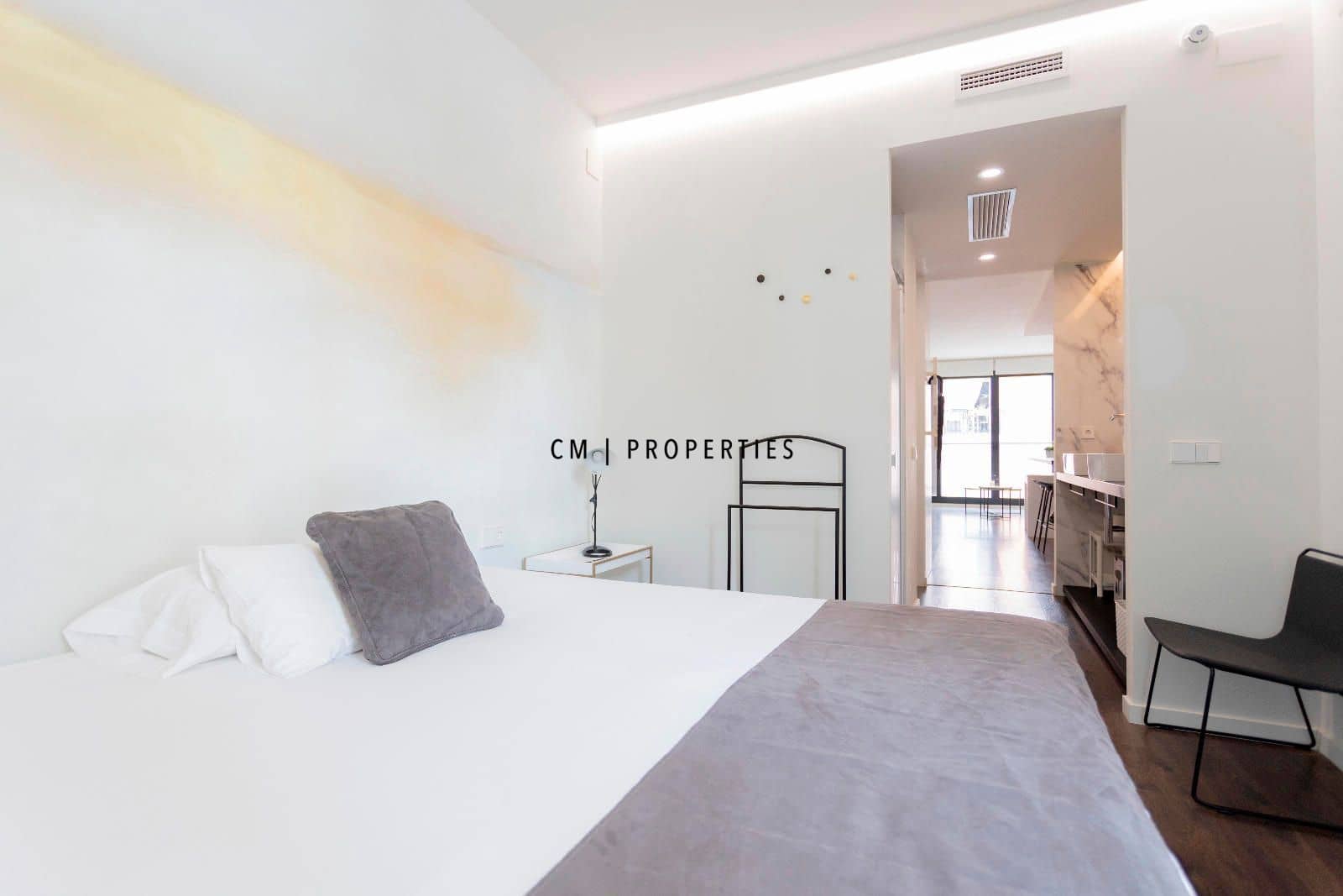 1 Zimmer Wohnung zu vermieten in Valencia Stadt - 1.600 € (Ref: 9938697)