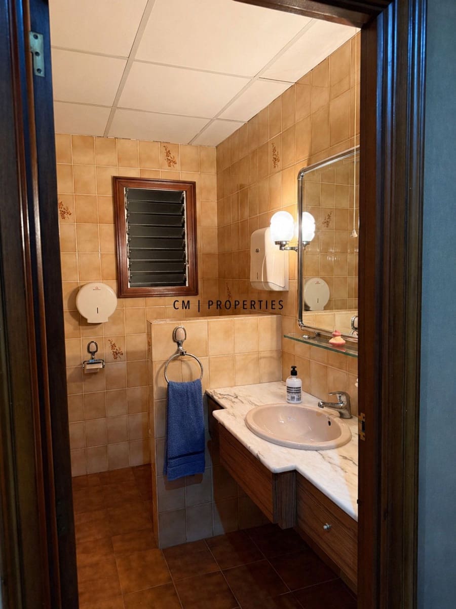 Office for rent in Valencia city - € 5,500 (Ref: 9939004)