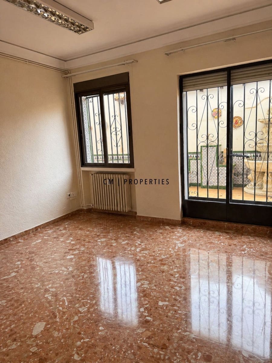 Office for rent in Valencia city - € 5,500 (Ref: 9939004)