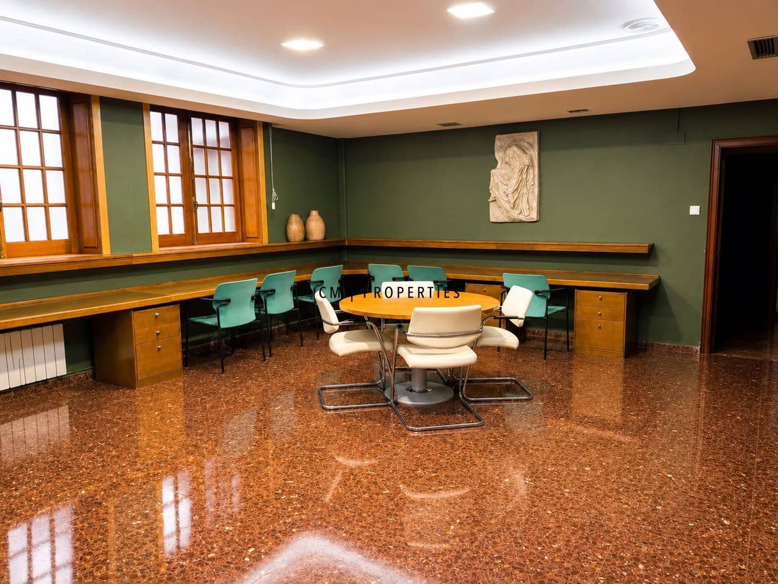 Office for rent in Valencia city - € 5,500 (Ref: 9939004)