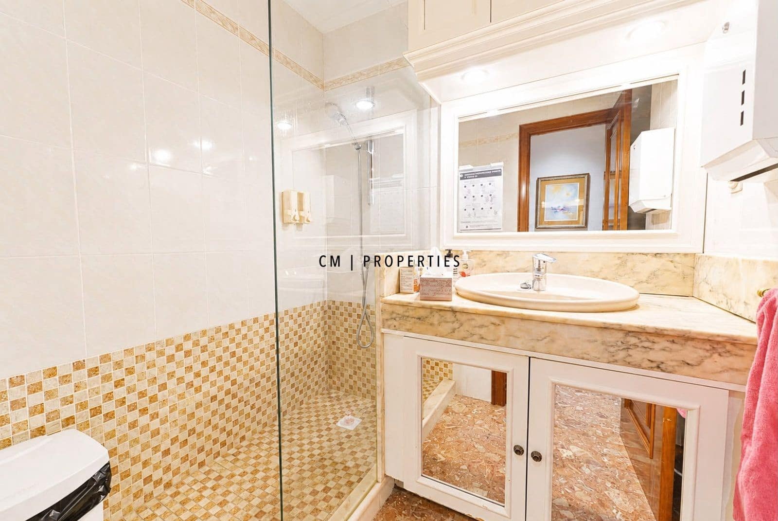 Biuro do wynajęcia w Miasto Walencja - 6 000 € (Ref: 9939004)