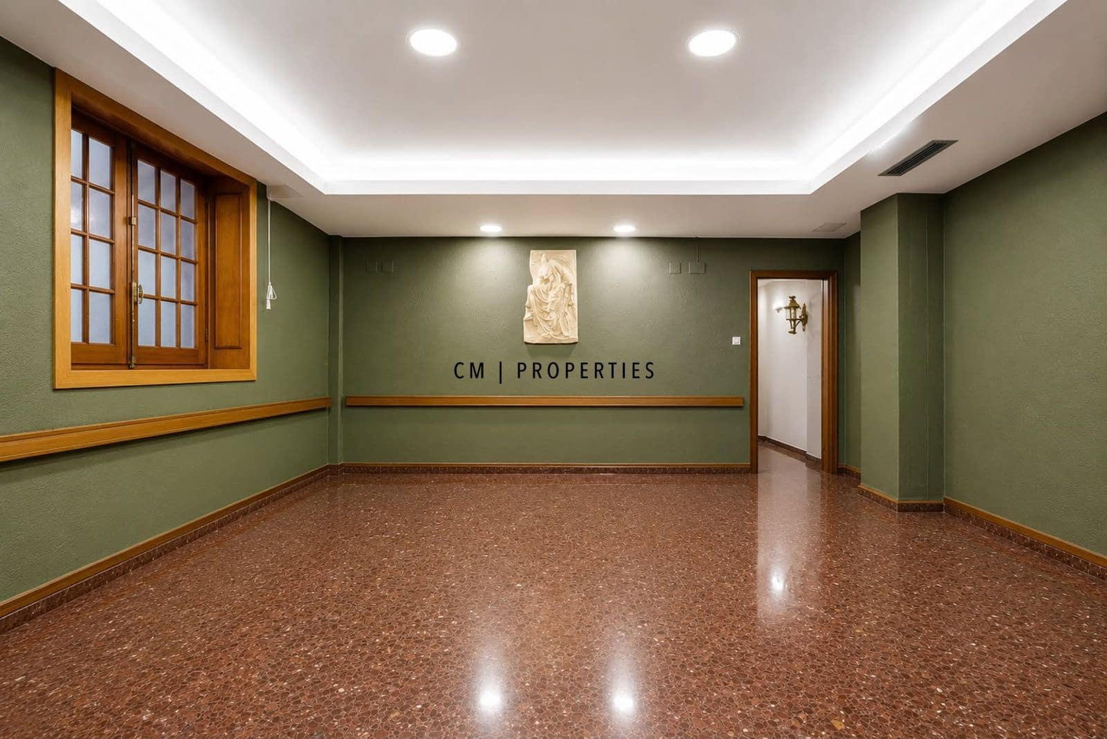 Biuro do wynajęcia w Miasto Walencja - 6 000 € (Ref: 9939004)