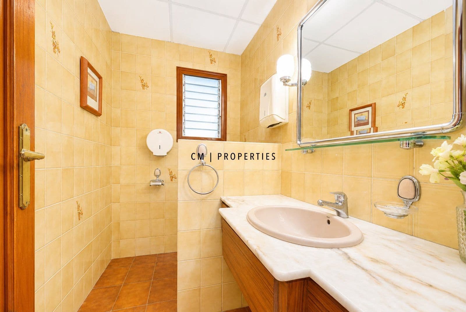 Biuro do wynajęcia w Miasto Walencja - 6 000 € (Ref: 9939004)