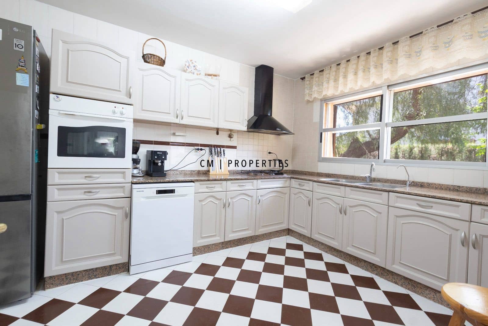 5 sovrum Villa till salu i Pucol med pool garage - 1 100 000 € (Ref: 9940833)
