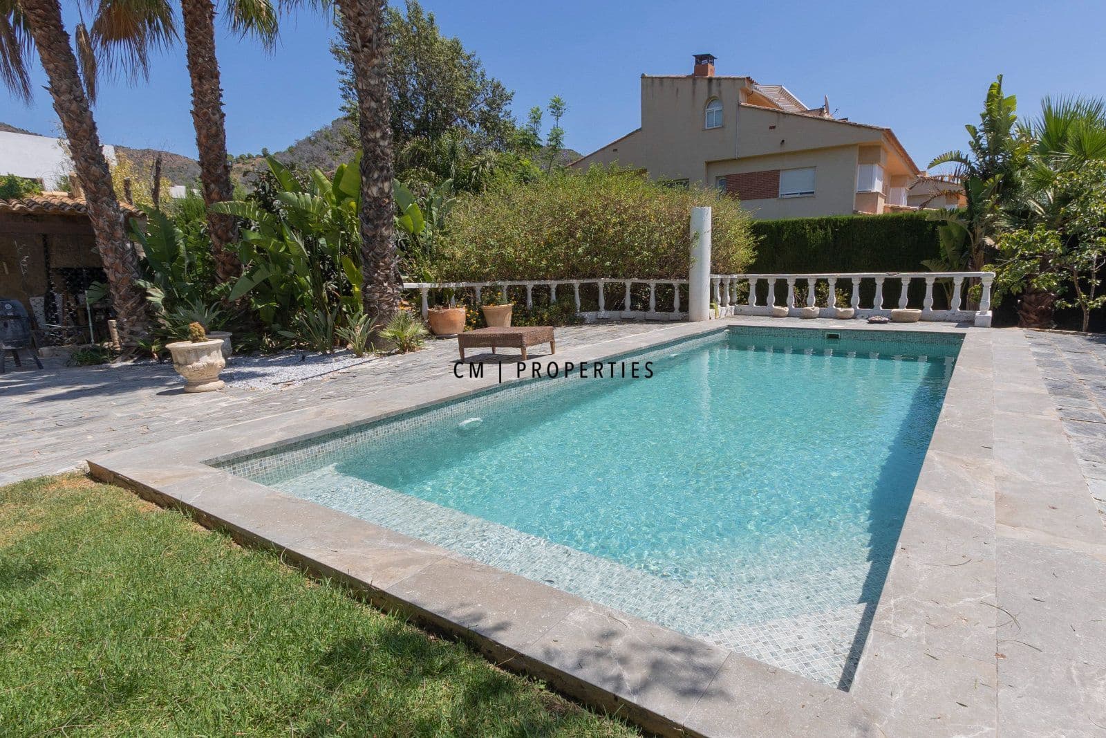 5 sovrum Villa till salu i Pucol med pool garage - 1 100 000 € (Ref: 9940833)
