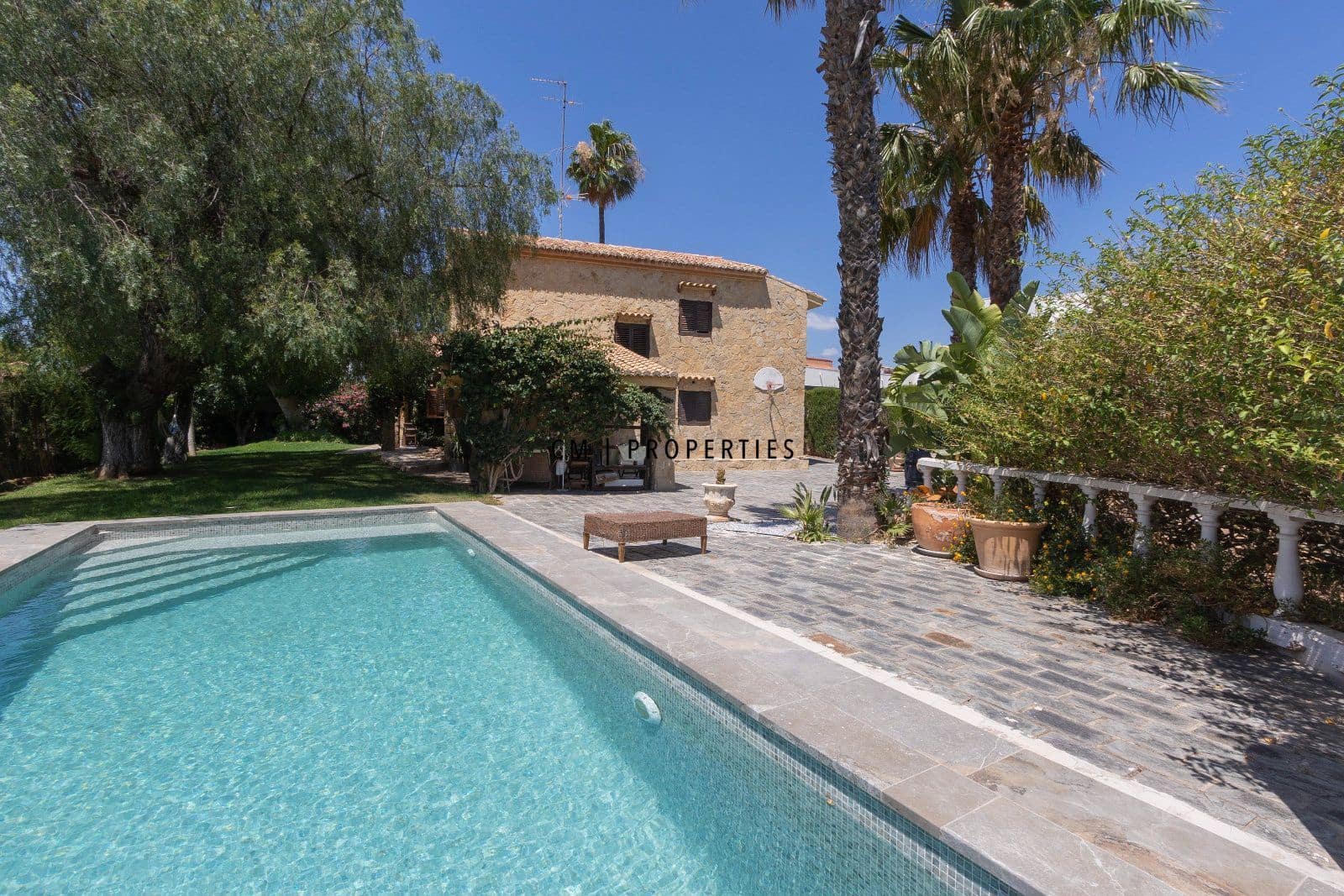 5 sovrum Villa till salu i Pucol med pool garage - 1 100 000 € (Ref: 9940833)