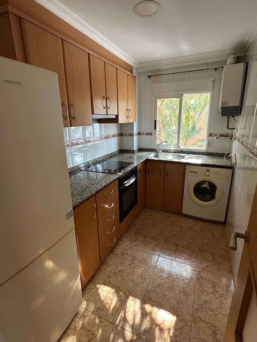 3 bedroom Flat for rent in Valencia city - € 1,600 (Ref: 9942858)