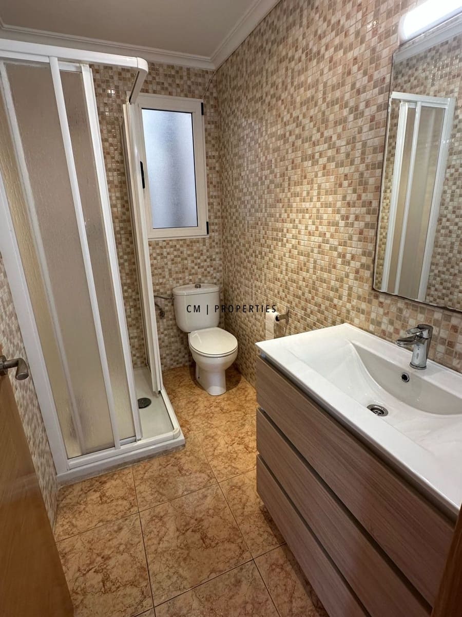 3 bedroom Flat for rent in Valencia city - € 1,600 (Ref: 9942858)