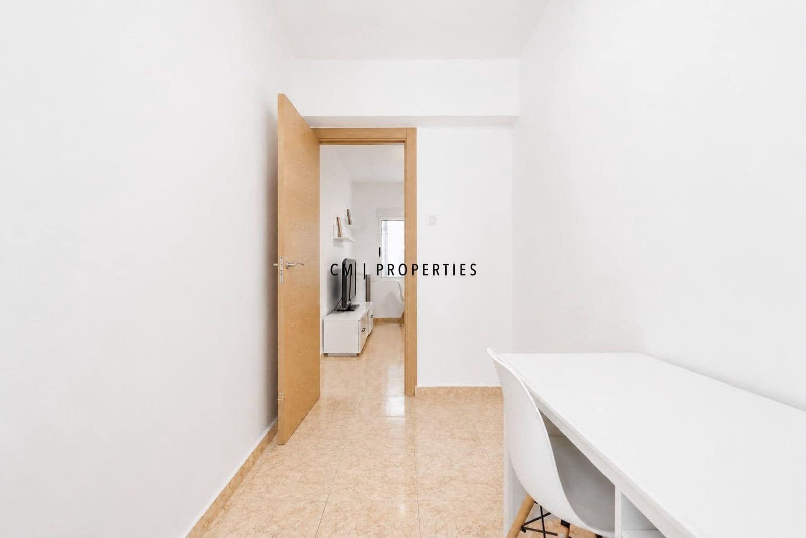 3 sovrum Lägenhet att hyra i Valencia stad - 1 600 € (Ref: 9942858)