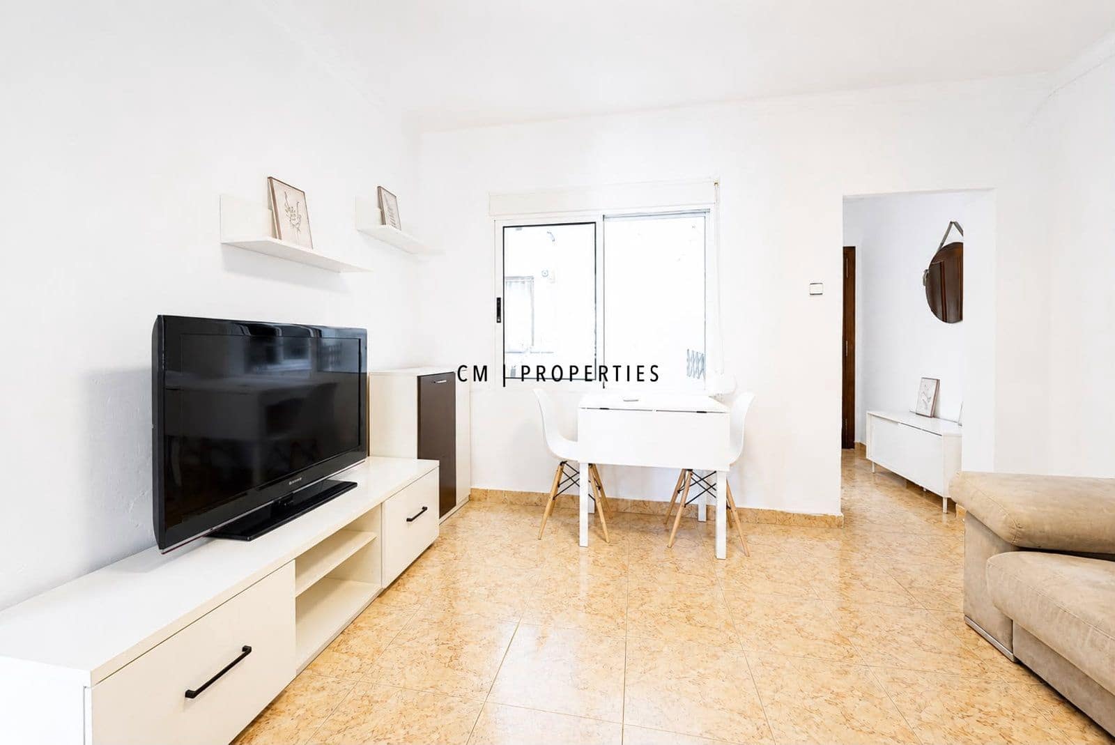 3 sovrum Lägenhet att hyra i Valencia stad - 1 600 € (Ref: 9942858)