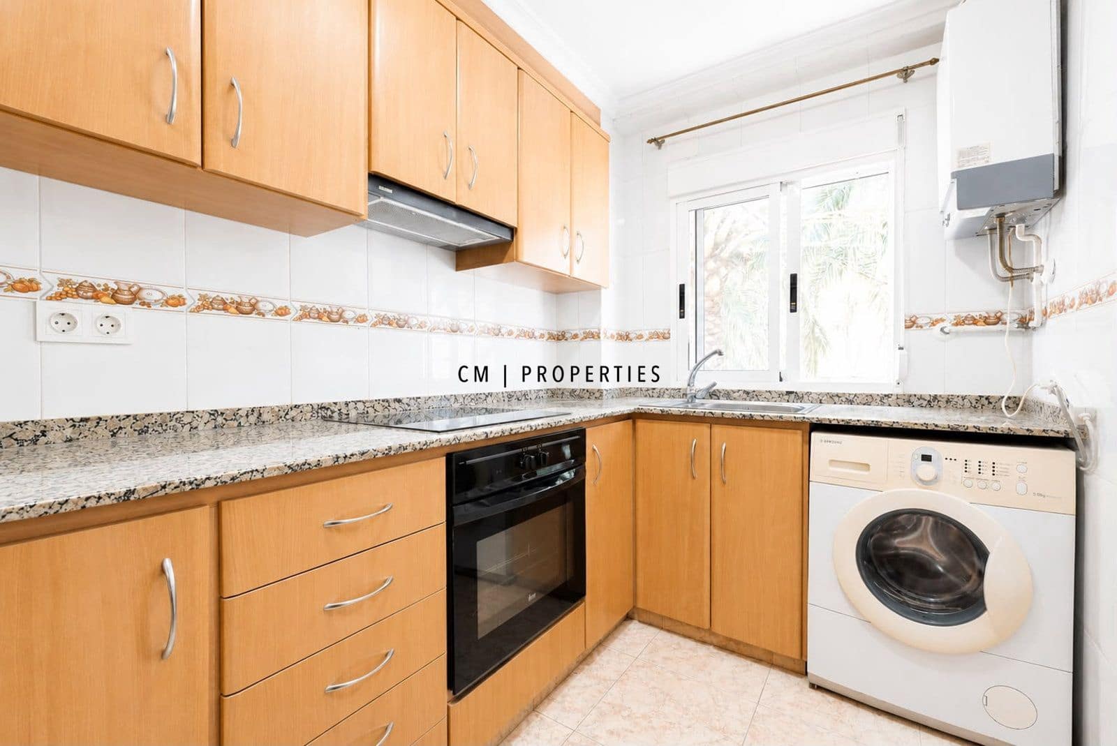 3 sovrum Lägenhet att hyra i Valencia stad - 1 600 € (Ref: 9942858)