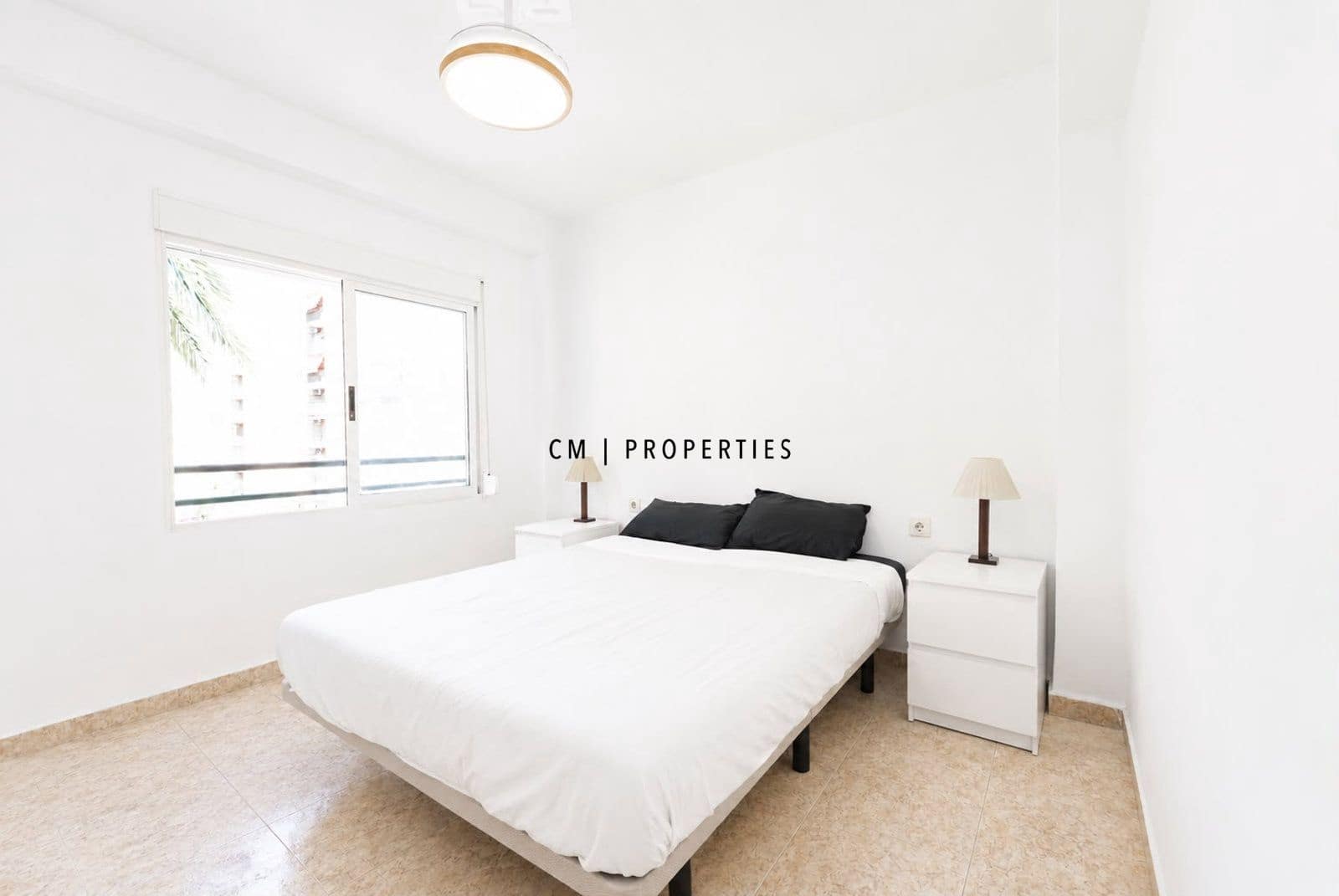 3 sovrum Lägenhet att hyra i Valencia stad - 1 600 € (Ref: 9942858)