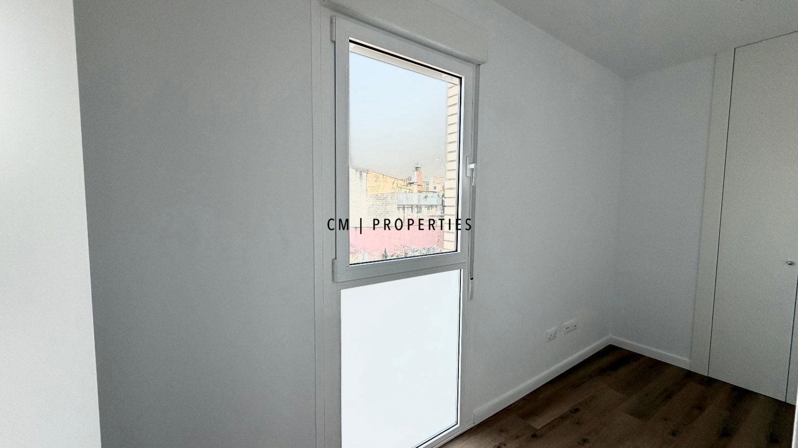 2 bedroom Flat for rent in Alginet with garage - € 900 (Ref: 9943844)