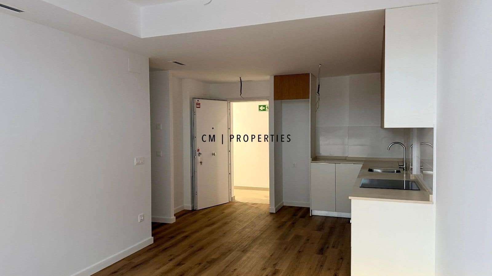 2 bedroom Flat for rent in Alginet with garage - € 900 (Ref: 9943845)