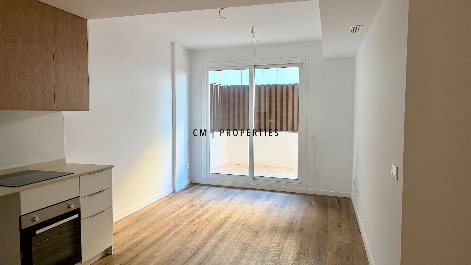 2 bedroom Flat for rent in Alginet with garage - € 900 (Ref: 9943846)