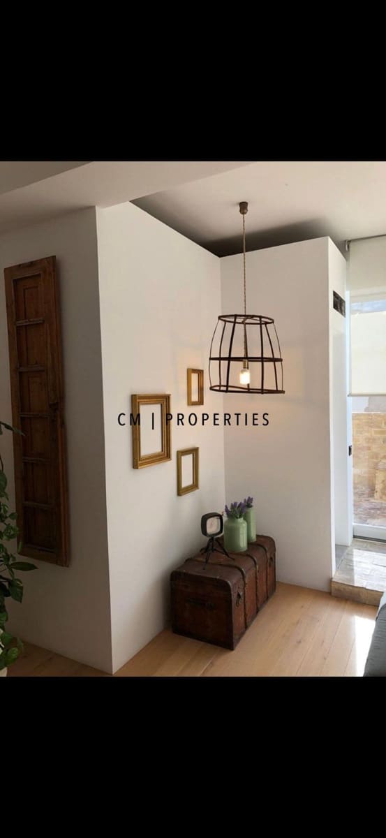 2 makuuhuone Asunto vuokrattavana paikassa Valencia kaupunki - 2 200 € (Ref: 9944845)