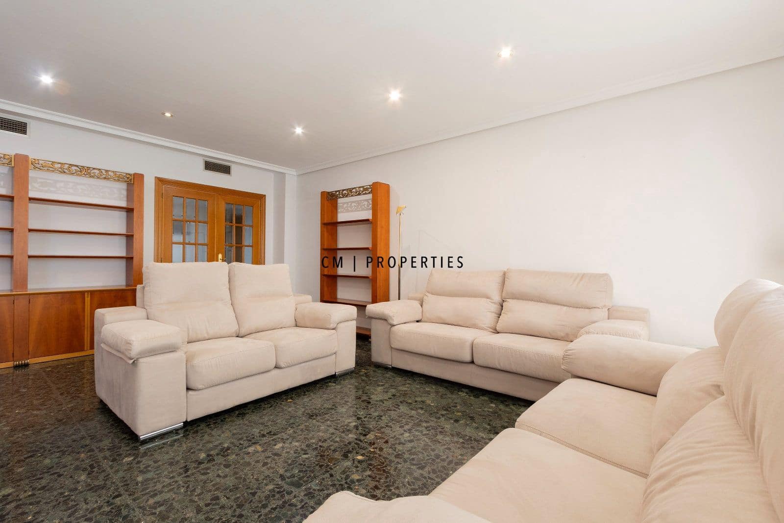 3 soverom Leilighet til leie i Valencia by - € 1 700 (Ref: 9946023)