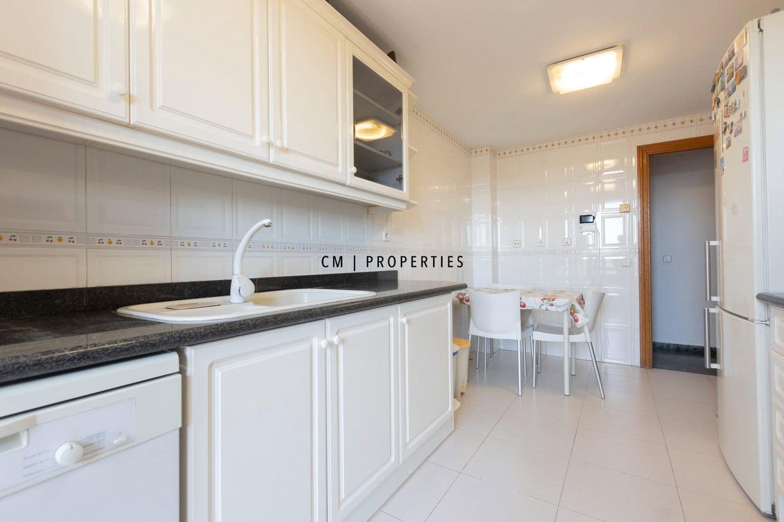 3 soverom Leilighet til leie i Valencia by - € 1 700 (Ref: 9946023)