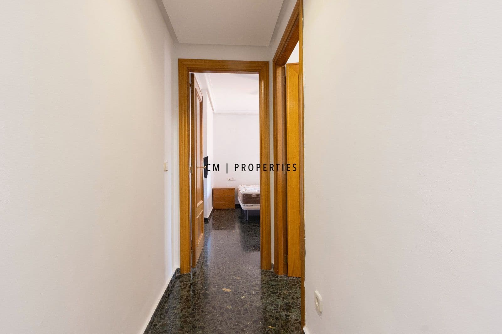 3 soverom Leilighet til leie i Valencia by - € 1 700 (Ref: 9946023)