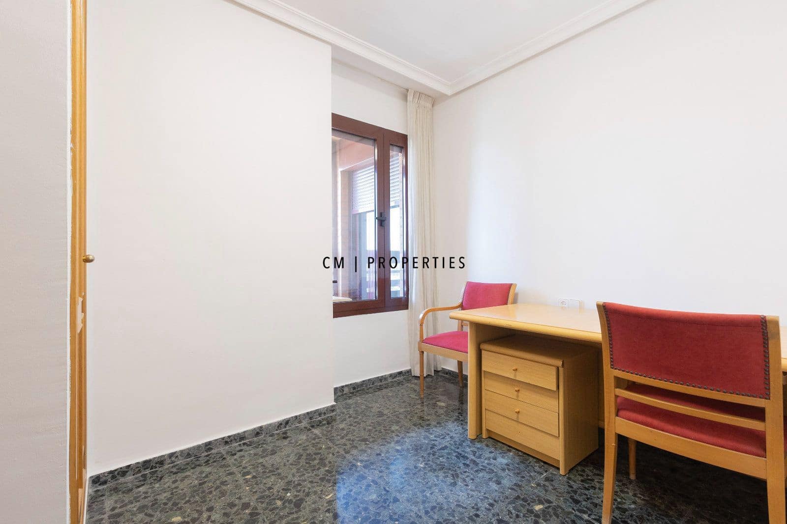 3 soverom Leilighet til leie i Valencia by - € 1 700 (Ref: 9946023)