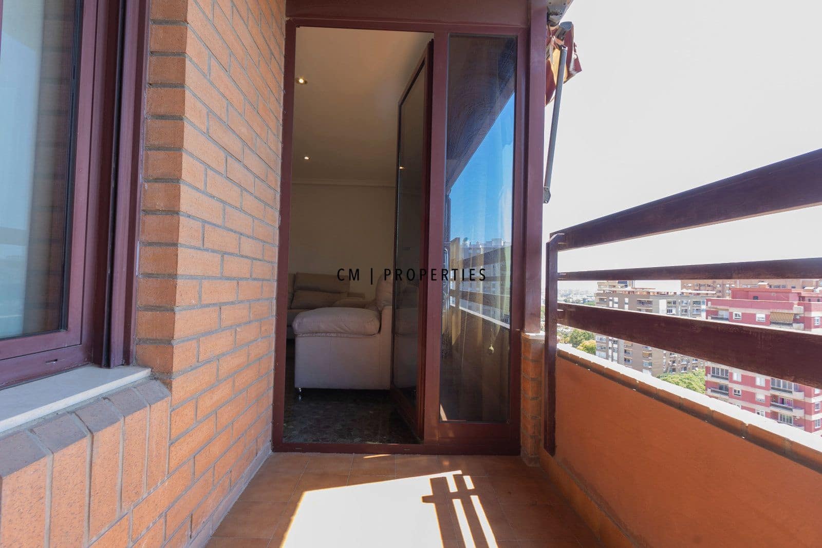 3 soverom Leilighet til leie i Valencia by - € 1 700 (Ref: 9946023)