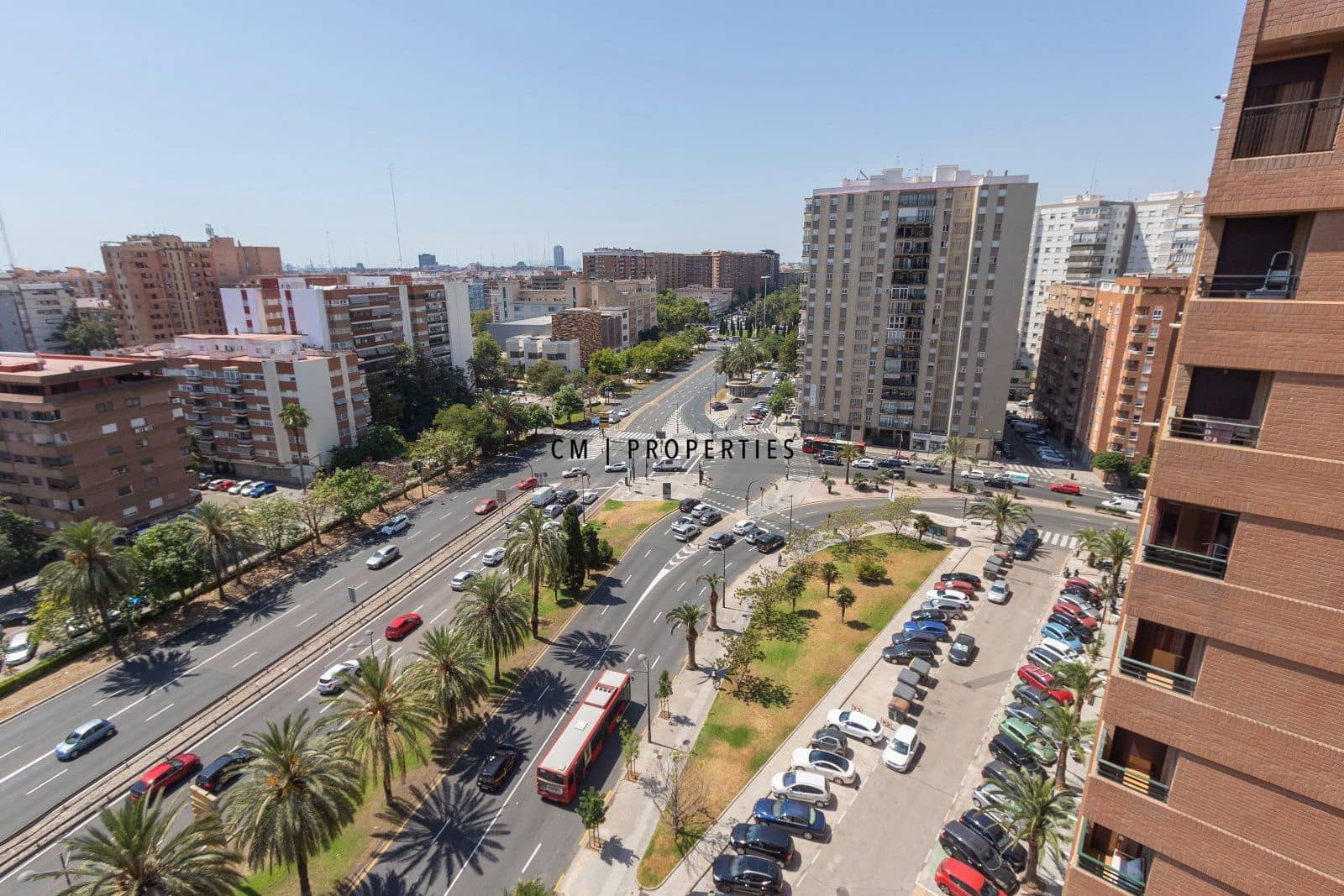 3 soverom Leilighet til leie i Valencia by - € 1 700 (Ref: 9946023)