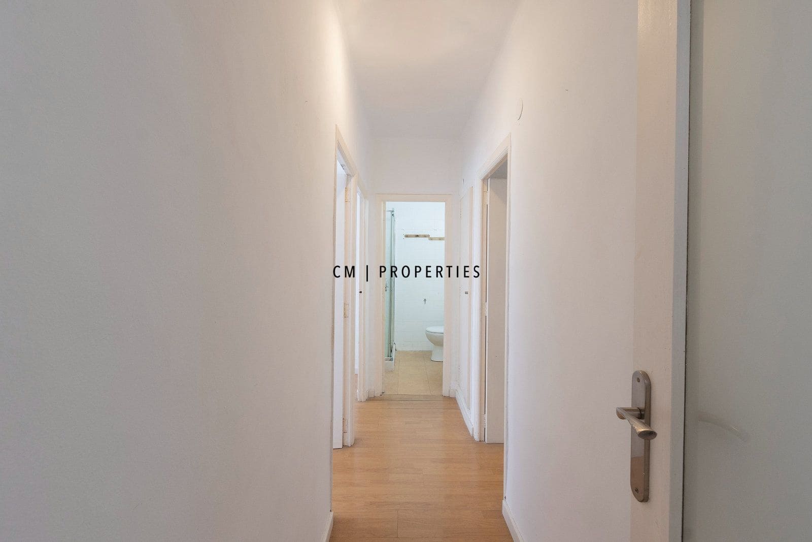 3 soveværelse Lejlighed til salg i Valencia by - € 300.000 (Ref: 9946735)