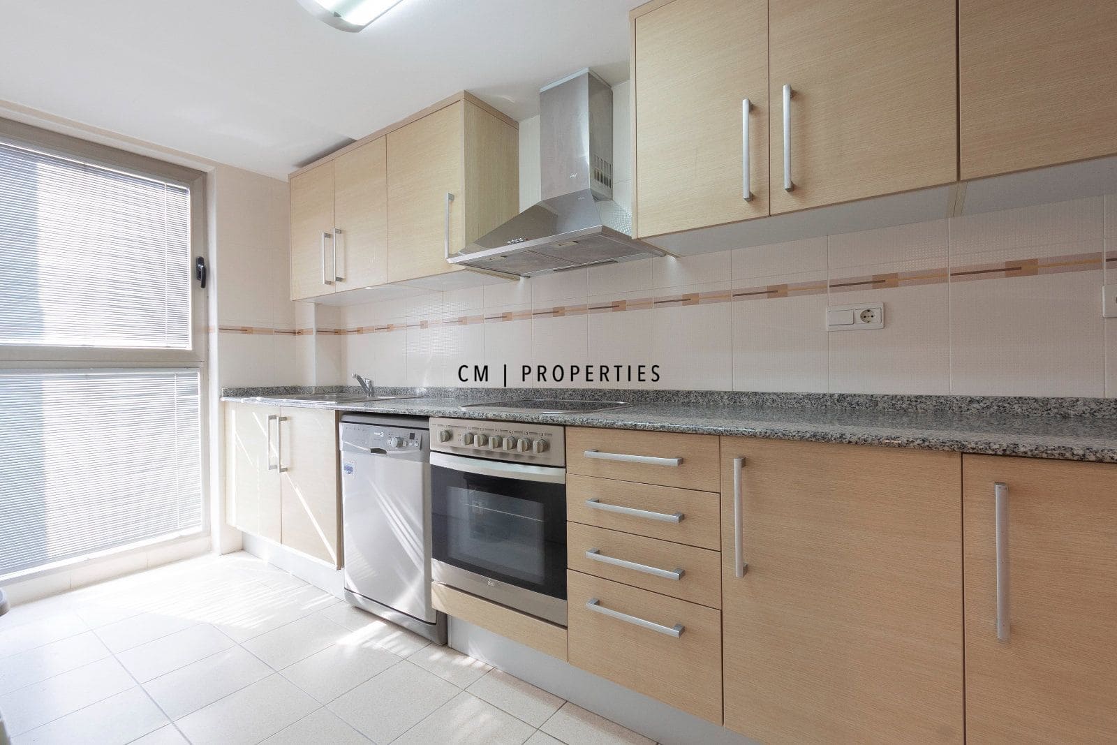 2 bedroom Flat for rent in Valencia city - € 1,500 (Ref: 9946736)