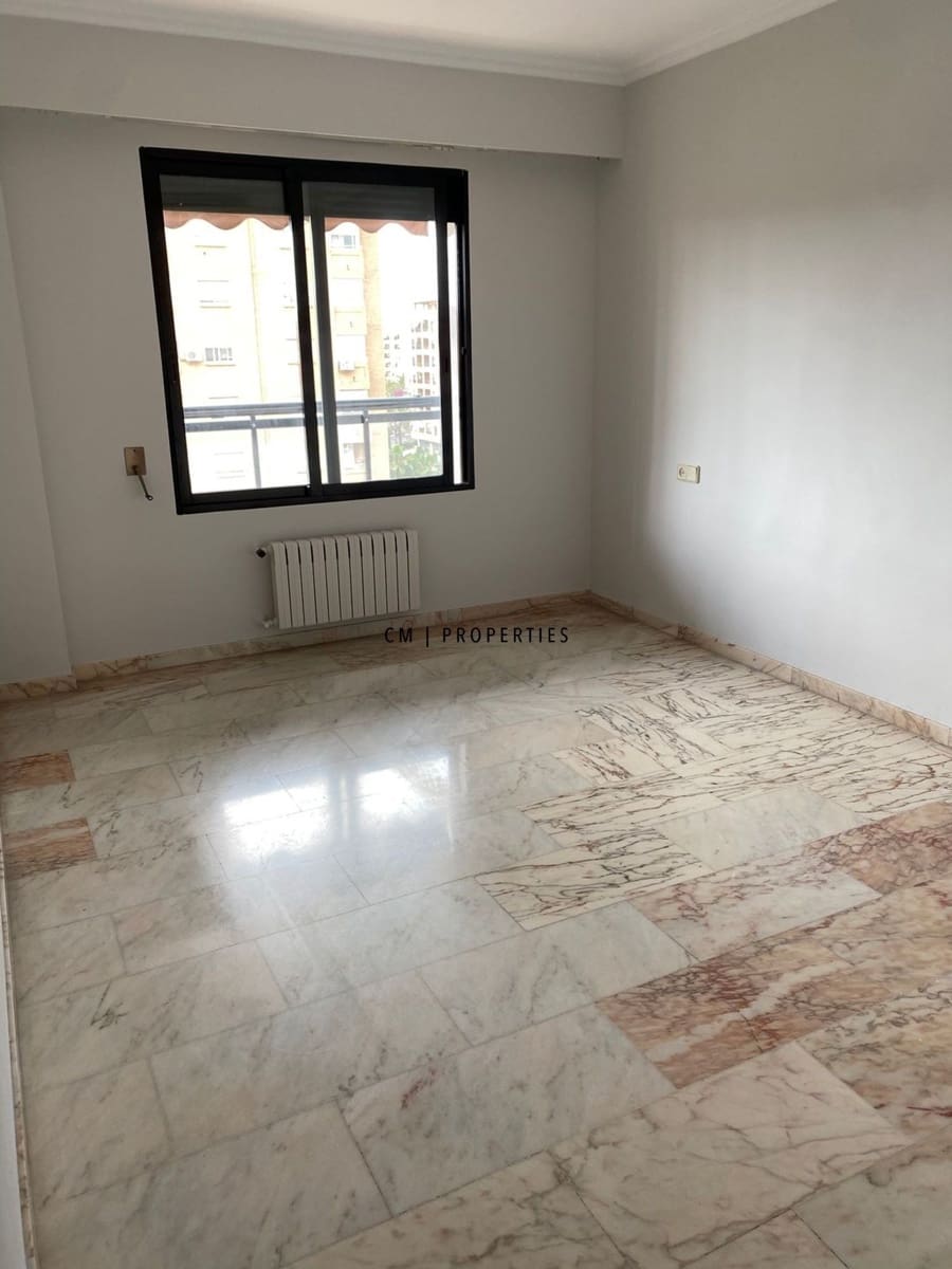 Appartement de 4 chambres à louer à Valence ville - 1 700 € (Ref: 9946737)
