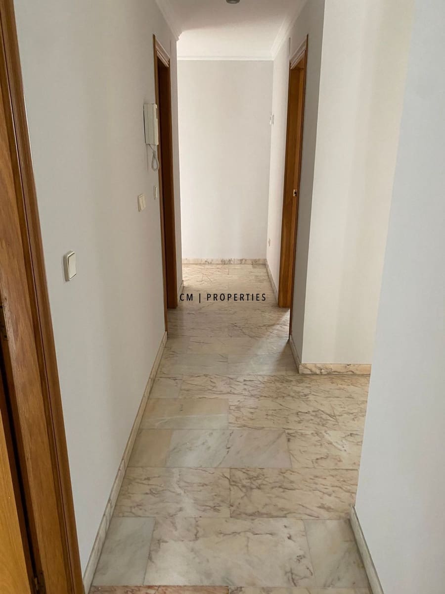 Appartement de 4 chambres à louer à Valence ville - 1 700 € (Ref: 9946737)