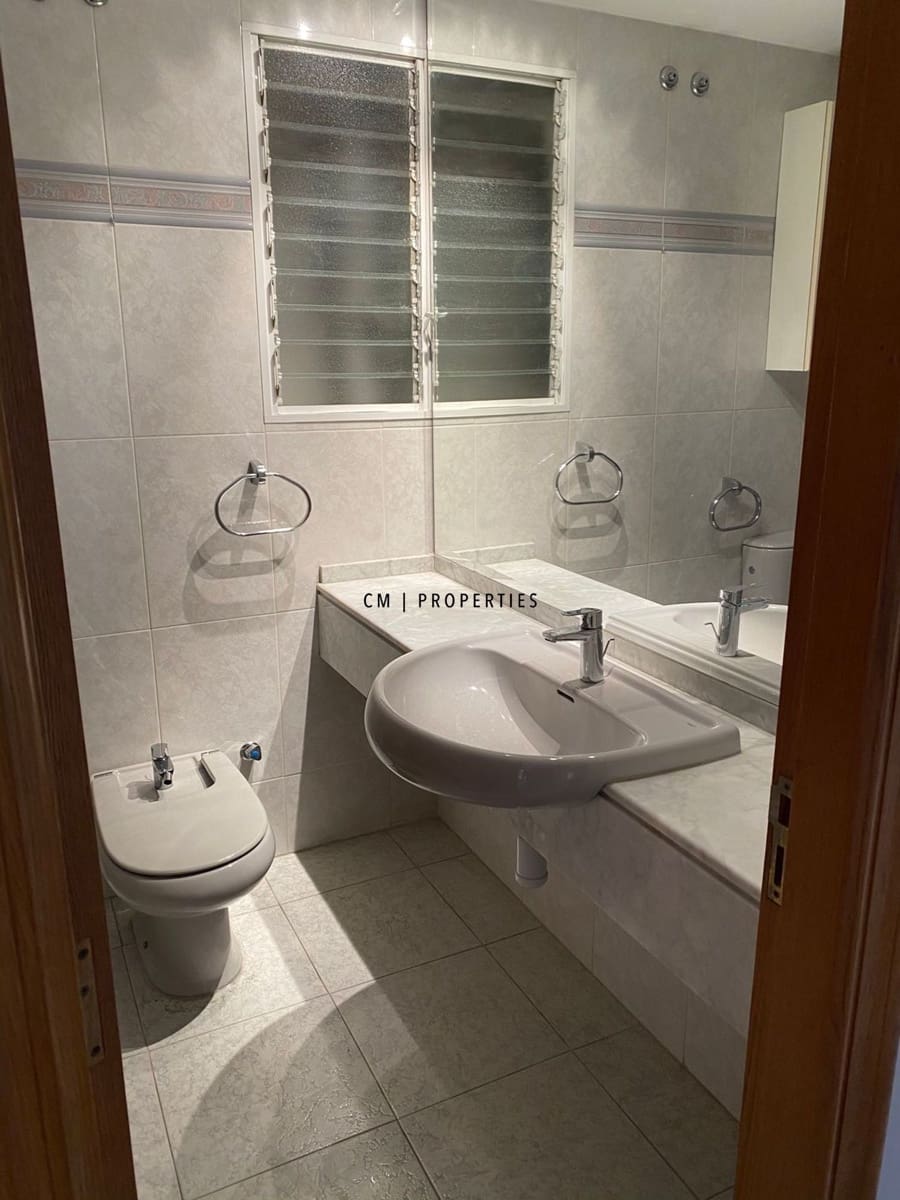 Appartement de 4 chambres à louer à Valence ville - 1 700 € (Ref: 9946737)