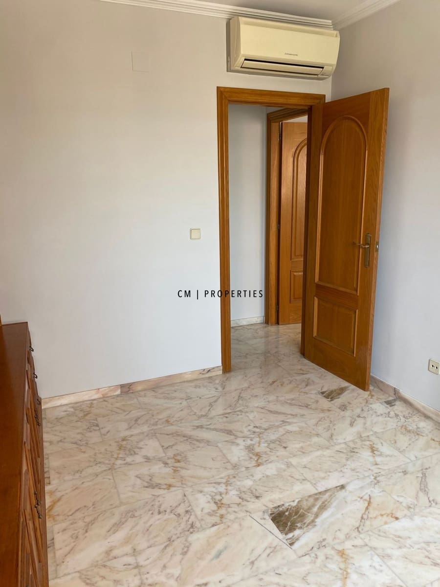 Appartement de 4 chambres à louer à Valence ville - 1 700 € (Ref: 9946737)