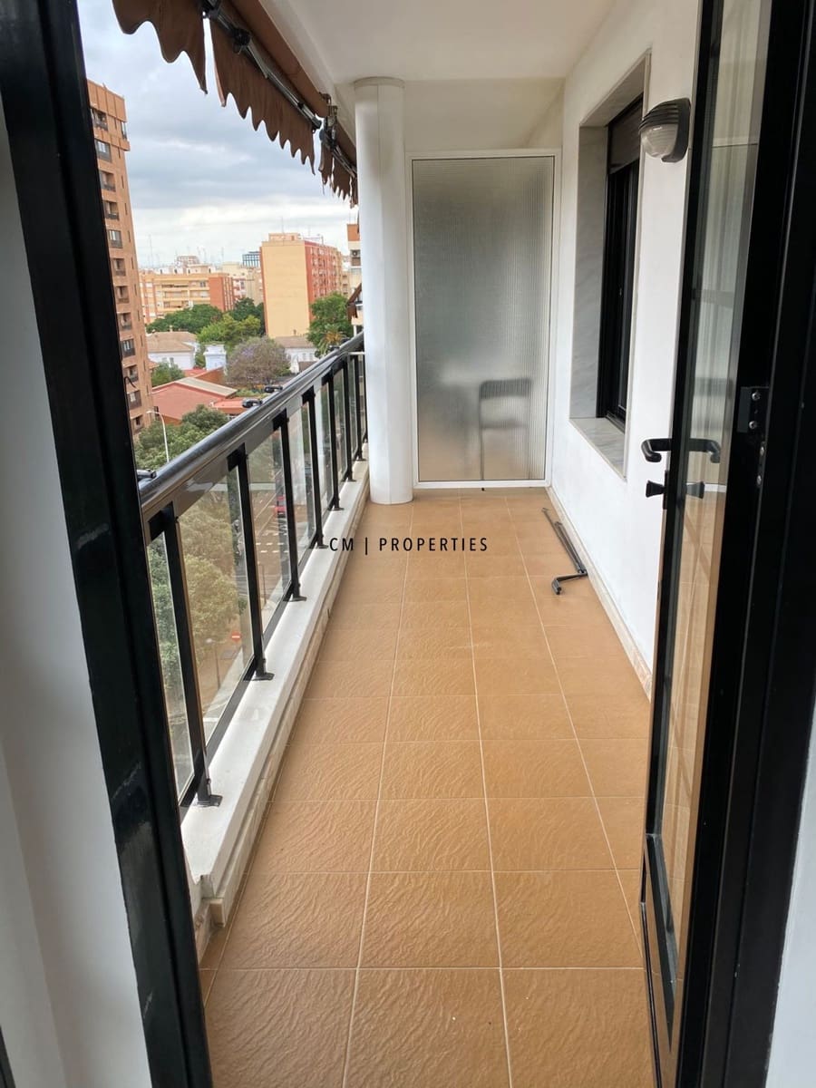 Appartement de 4 chambres à louer à Valence ville - 1 700 € (Ref: 9946737)