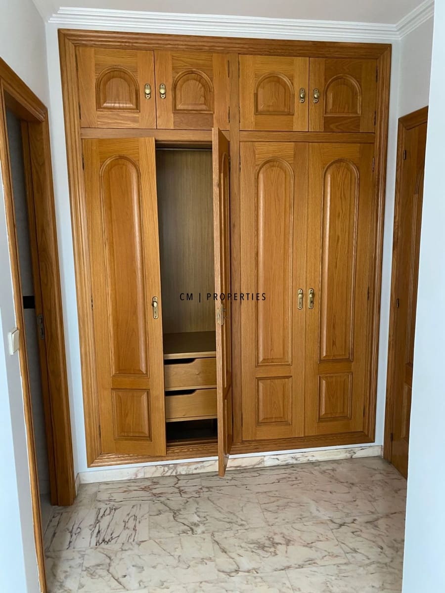 Appartement de 4 chambres à louer à Valence ville - 1 700 € (Ref: 9946737)