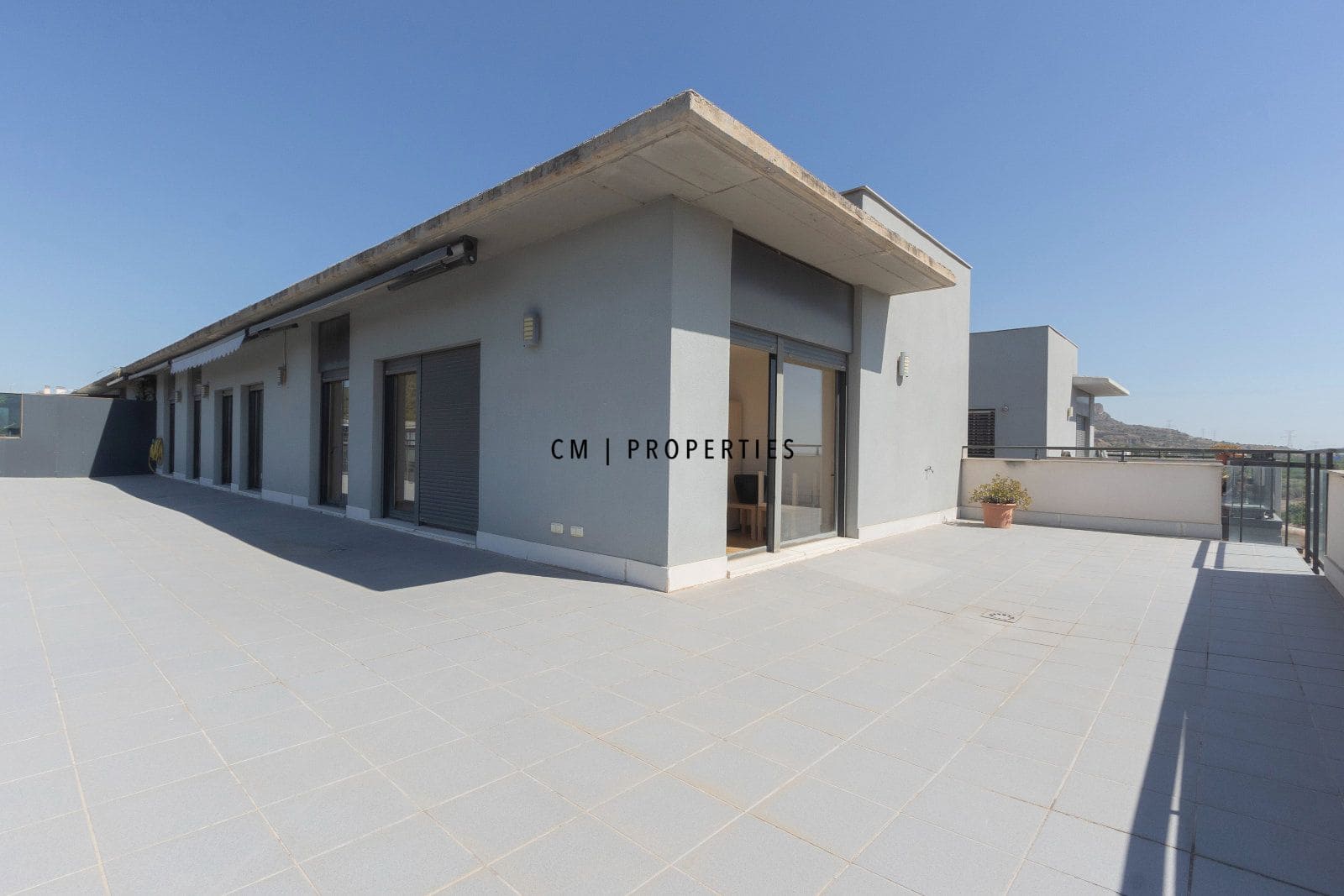 3 soveværelse Penthouse til leje i Sagunto / Sagunt med swimmingpool garage - € 1.700 (Ref: 9948910)