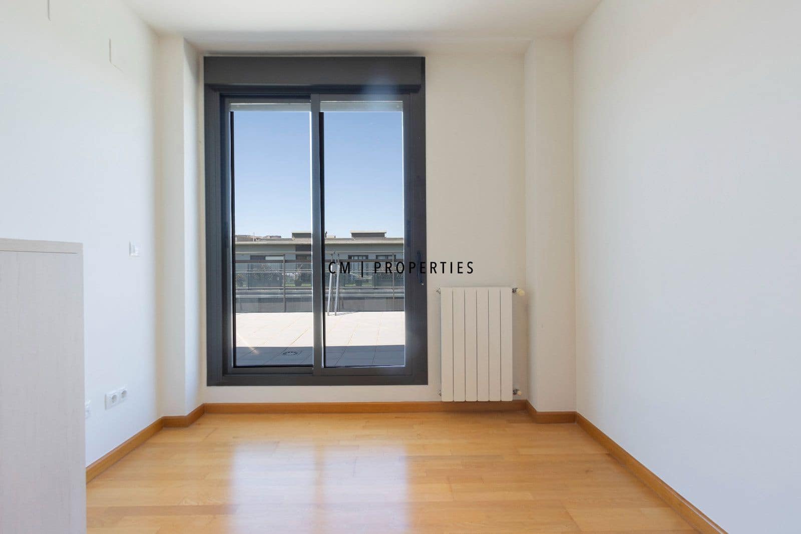 3 soveværelse Penthouse til leje i Sagunto / Sagunt med swimmingpool garage - € 1.700 (Ref: 9948910)