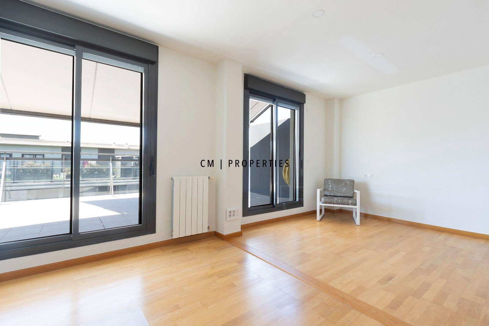 3 soveværelse Penthouse til leje i Sagunto / Sagunt med swimmingpool garage - € 1.700 (Ref: 9948910)