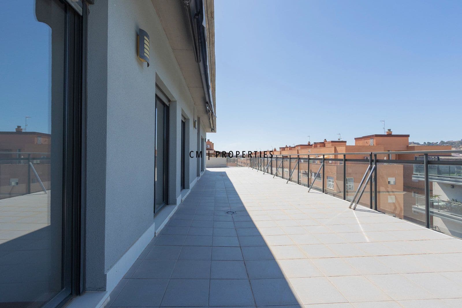 3 soveværelse Penthouse til leje i Sagunto / Sagunt med swimmingpool garage - € 1.700 (Ref: 9948910)