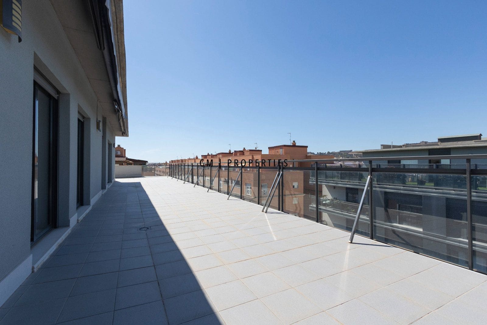 3 soveværelse Penthouse til leje i Sagunto / Sagunt med swimmingpool garage - € 1.700 (Ref: 9948910)