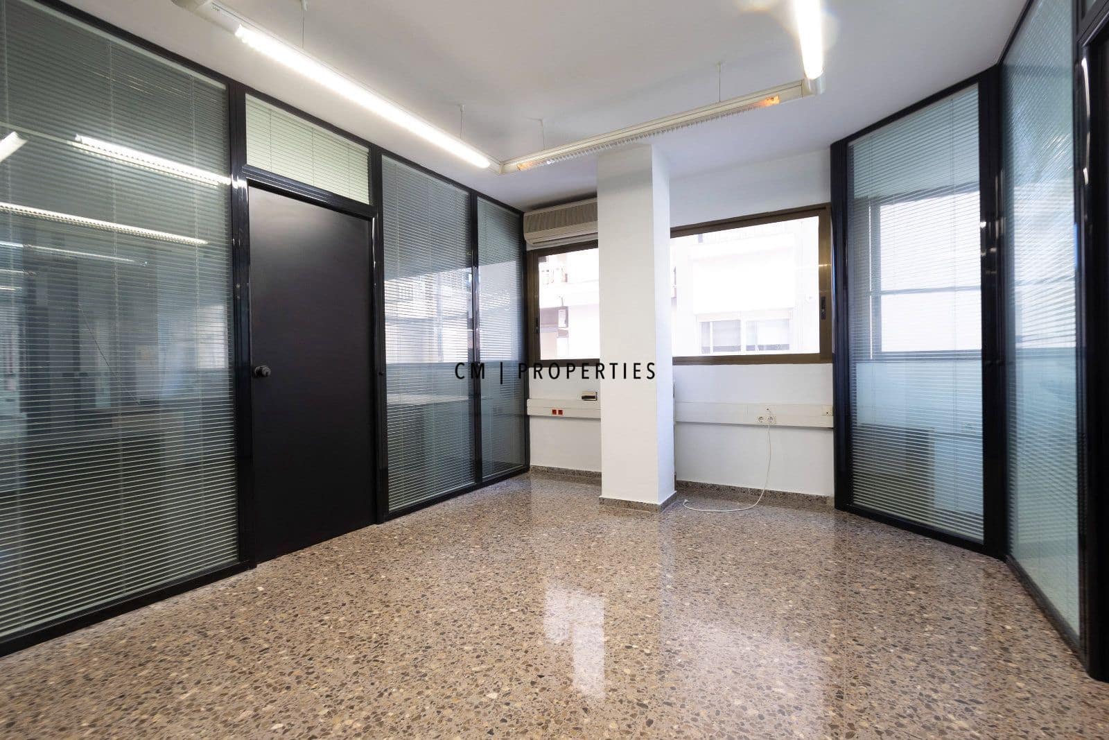 Biuro na sprzedaż w Sagunto / Sagunt - 383 000 € (Ref: 9948965)