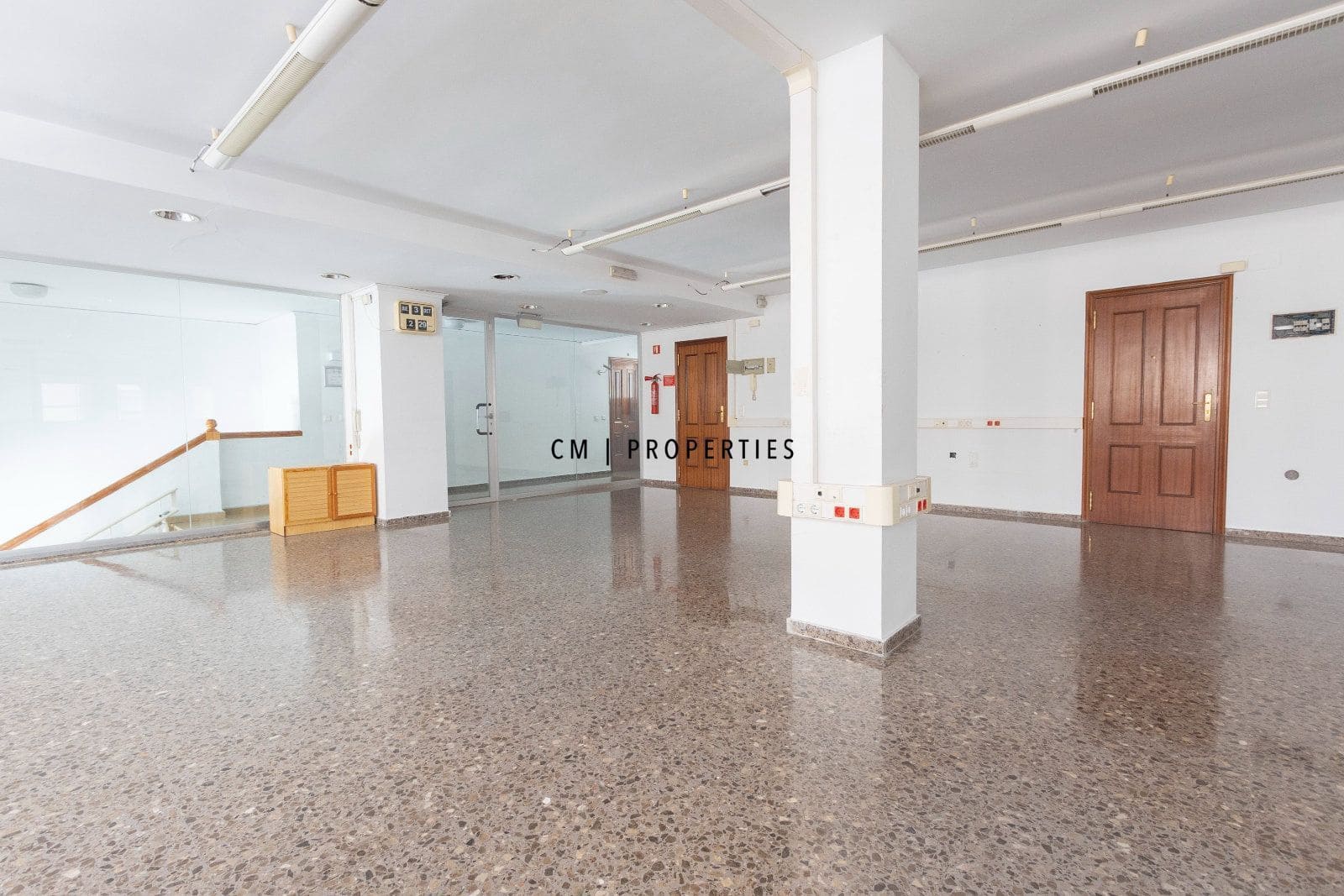 Biuro na sprzedaż w Sagunto / Sagunt - 383 000 € (Ref: 9948965)