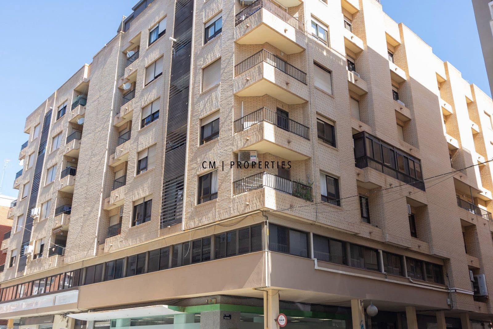 Biuro na sprzedaż w Sagunto / Sagunt - 383 000 € (Ref: 9948965)