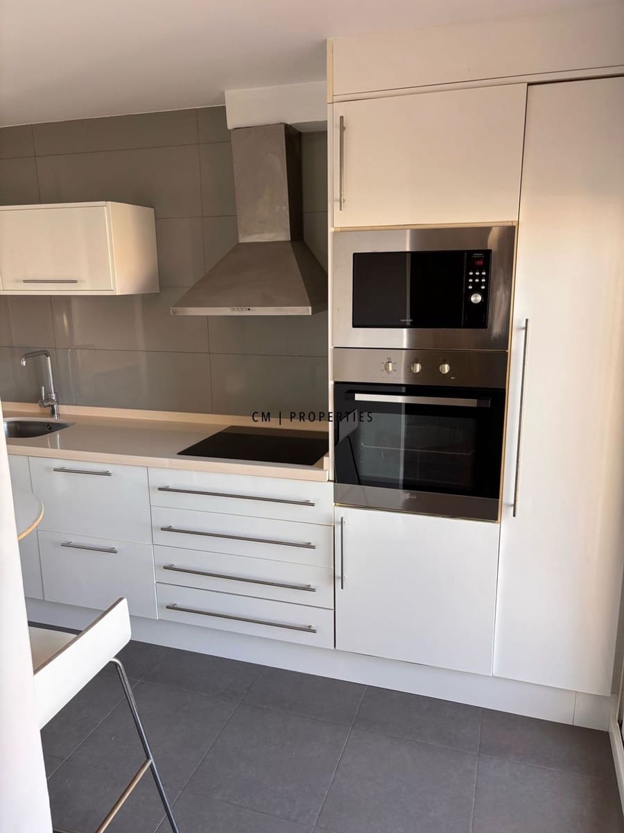 2 soverom Leilighet til leie i Valencia by - € 1 650 (Ref: 9950746)