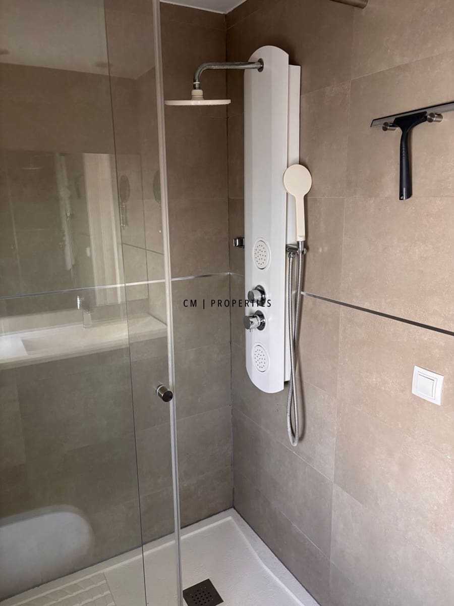 2 soverom Leilighet til leie i Valencia by - € 1 650 (Ref: 9950746)