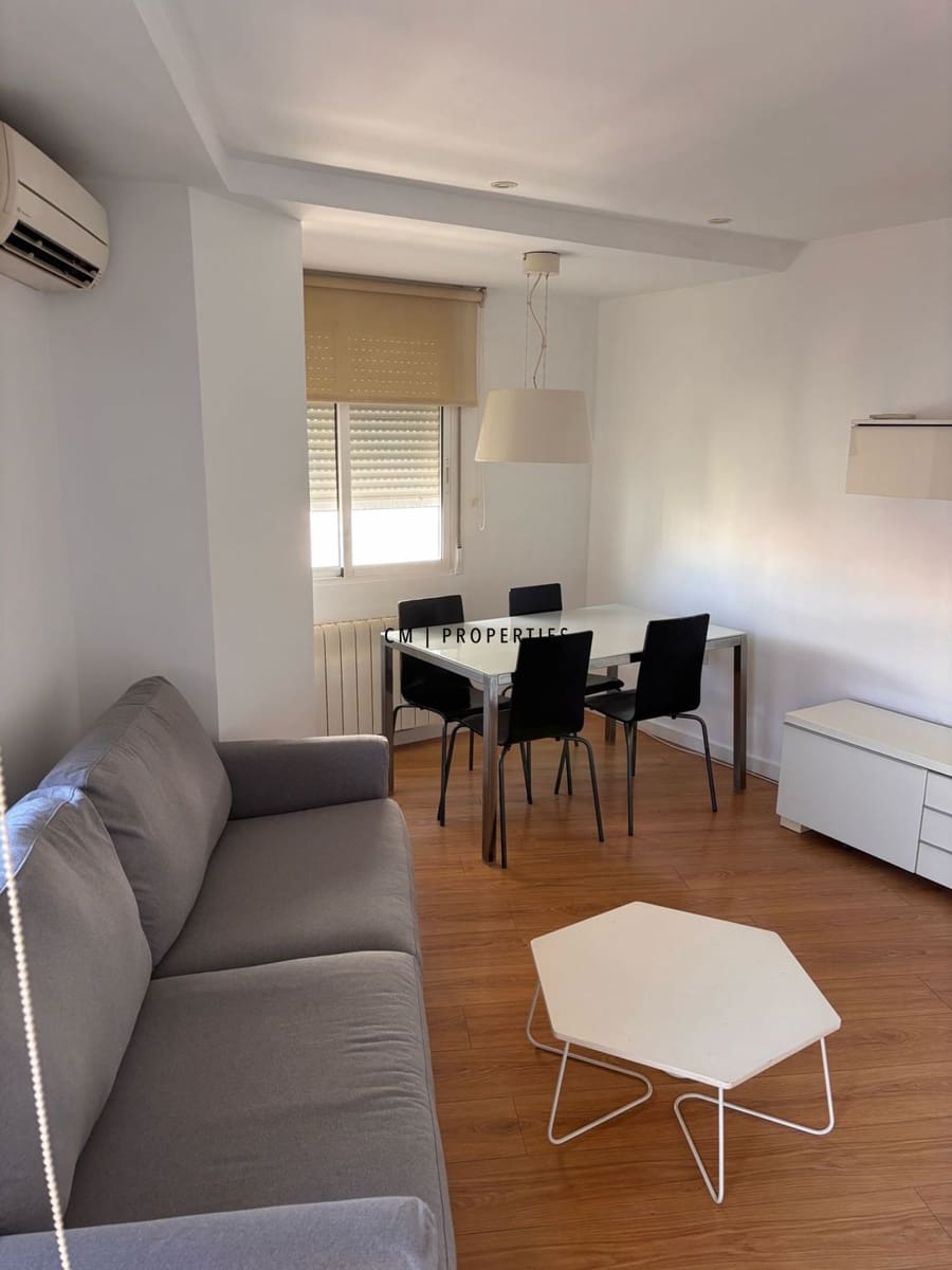 2 soverom Leilighet til leie i Valencia by - € 1 650 (Ref: 9950746)