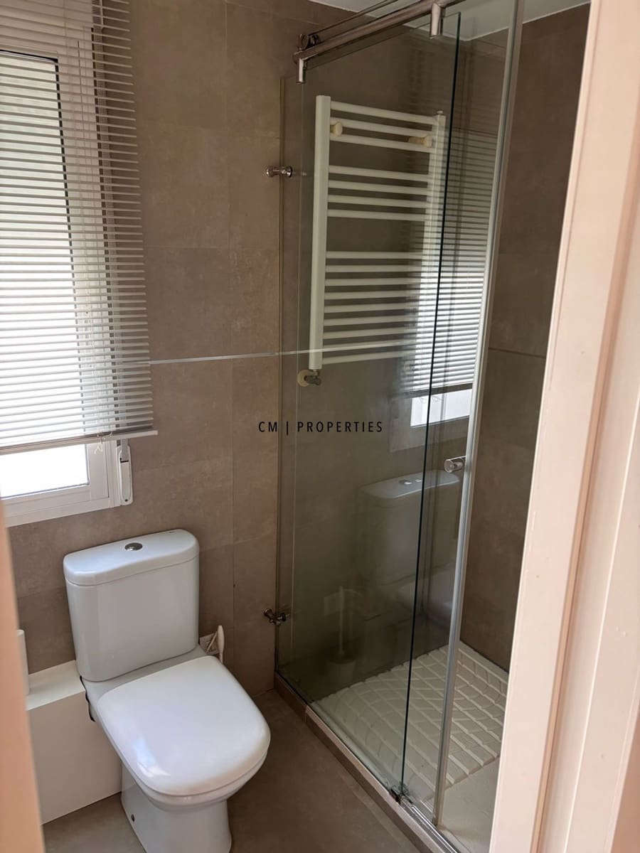 2 soverom Leilighet til leie i Valencia by - € 1 650 (Ref: 9950746)