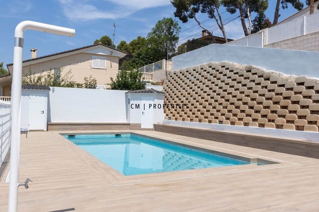 3 soverom Villa til salgs i Torrent med svømmebasseng garasje - € 579 000 (Ref: 9952830)