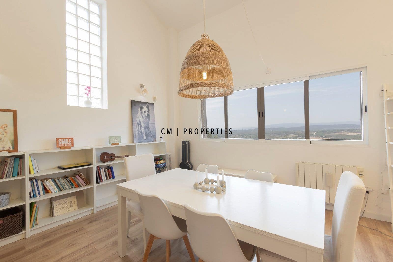 3 bedroom Villa for sale in Torrent with pool garage - € 579,000 (Ref: 9952830)