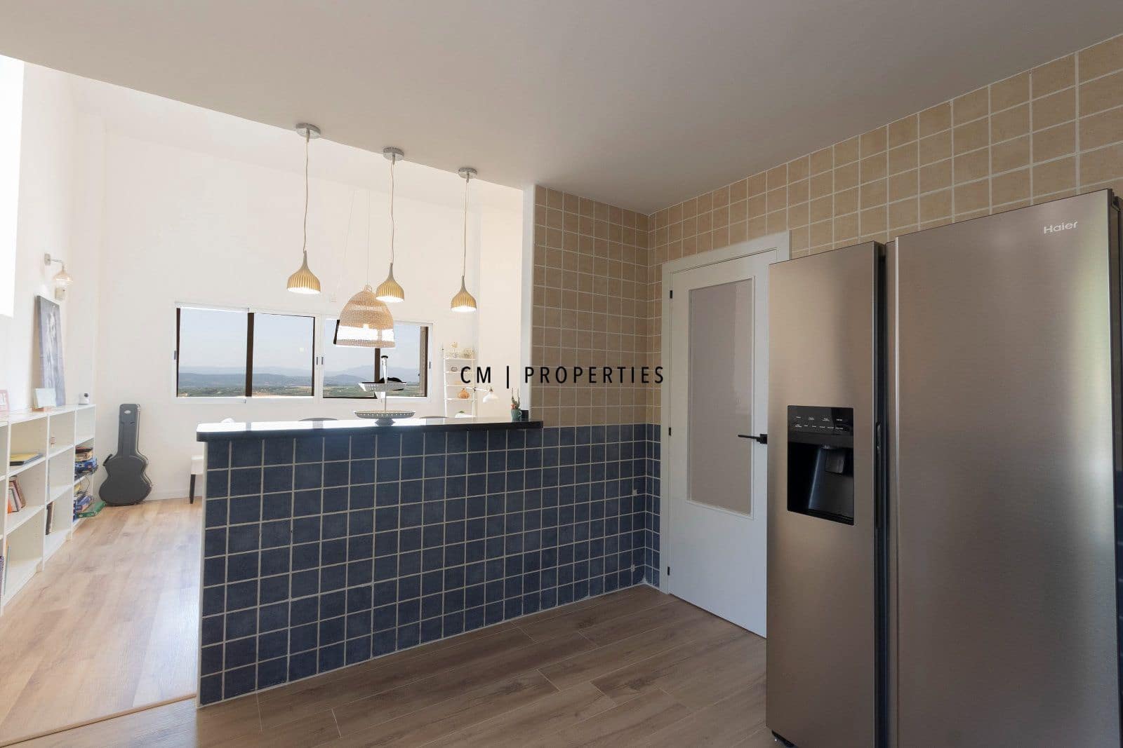 3 bedroom Villa for sale in Torrent with pool garage - € 579,000 (Ref: 9952830)