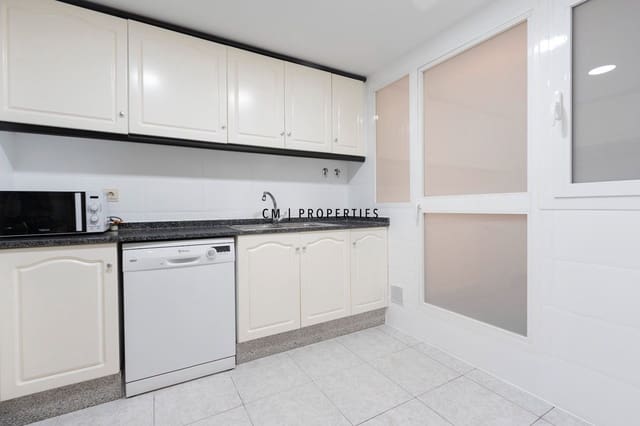 Appartement de 4 chambres à louer à Patraix, Valence ville - 1 800 € (Ref: 9952904)